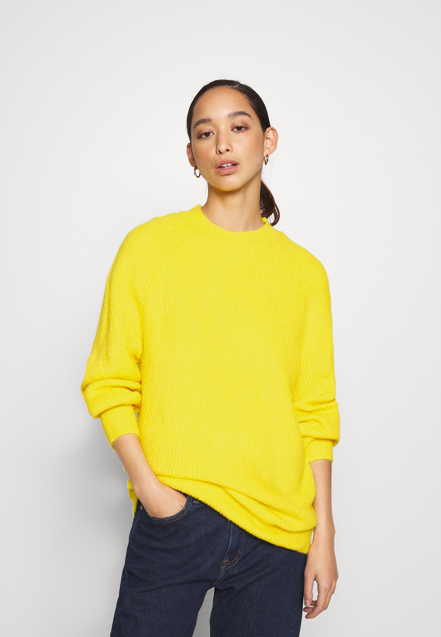 yellow tommy jeans jumper