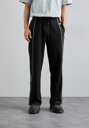 TYRONE TRACK PANTS - Pantalones deportivos - black