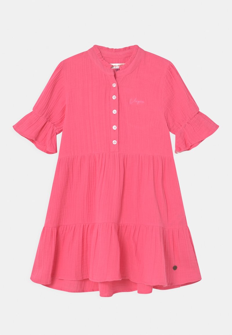 Robe rose à manches courtes avec ourlet et manches volantés, encolure ronde, boutons à l'avant et tissu plissé à volants superposés.