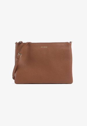 Borsa a tracolla in pelle marrone strutturata con tracolla regolabile e cerniera dorata, con piccolo logo del marchio dorato sul davanti.