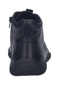 Bottine en cuir noir avec fermeture éclair, tige texturée, col rembourré et semelle en caoutchouc à motif pour une meilleure adhérence.