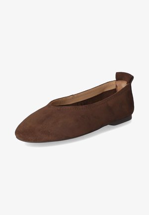 Brauner Veloursleder-Flachschuh mit abgerundeter Spitze und niedrigem Absatz, mit Zuglasche hinten und schlichtem Schlupf-Design.