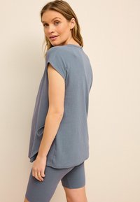 Next MATERNITY SIDE NURSING REGULAR FIT - Základné tričko - blue