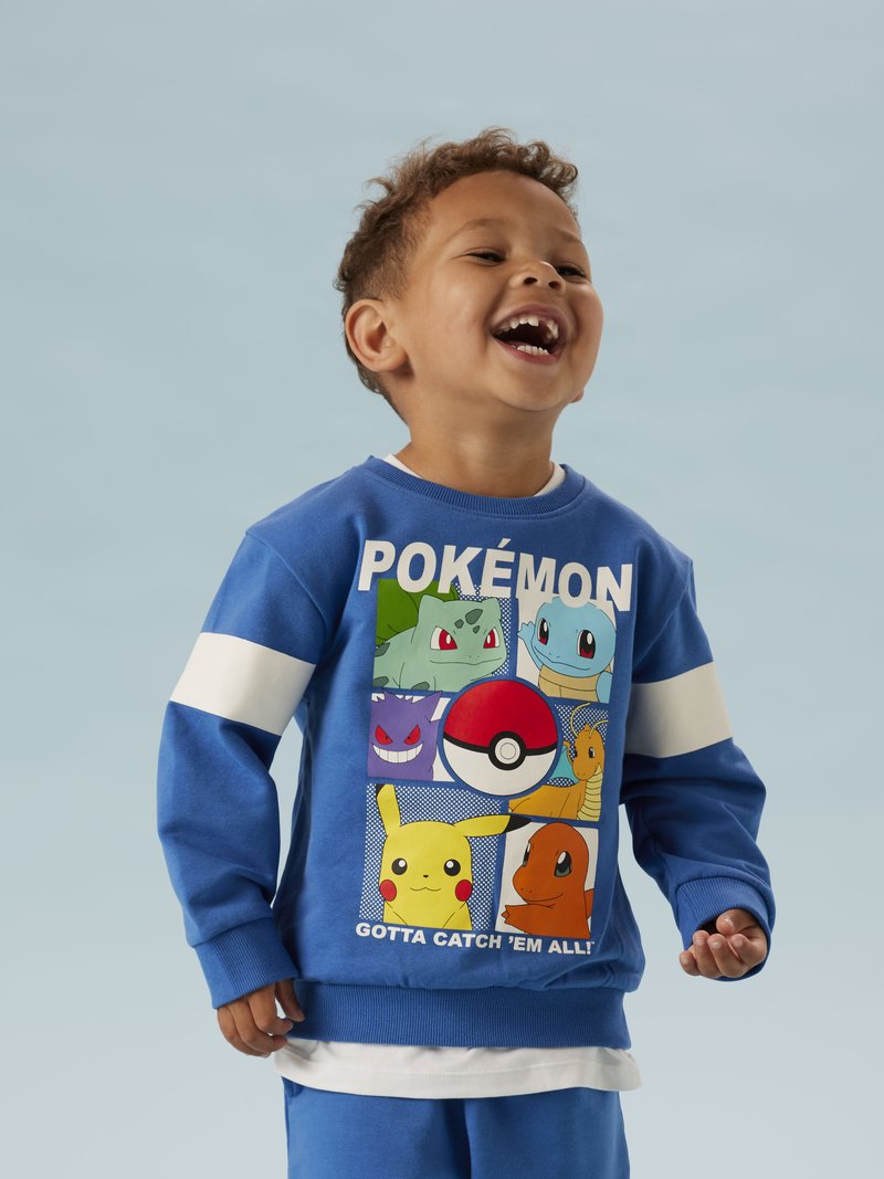 Questo autunno i Pokémon Center giapponesi si colorano con nuovi, bellissimi art