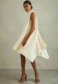Reiss Rochie de zi - ivory