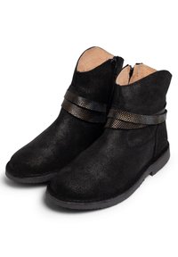 Pisamonas Botines bajos - black