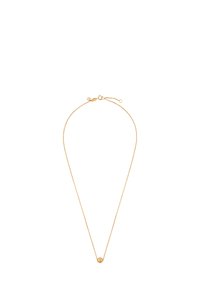 Złoty naszyjnik z delikatnym łańcuchem, z gładkim okrągłym wisiorkiem na środku. Regulowana długość z zapięciem na sprężynkę.