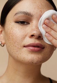 Garnier SKINACTIVE ECO PADS - Accessoires soin du corps