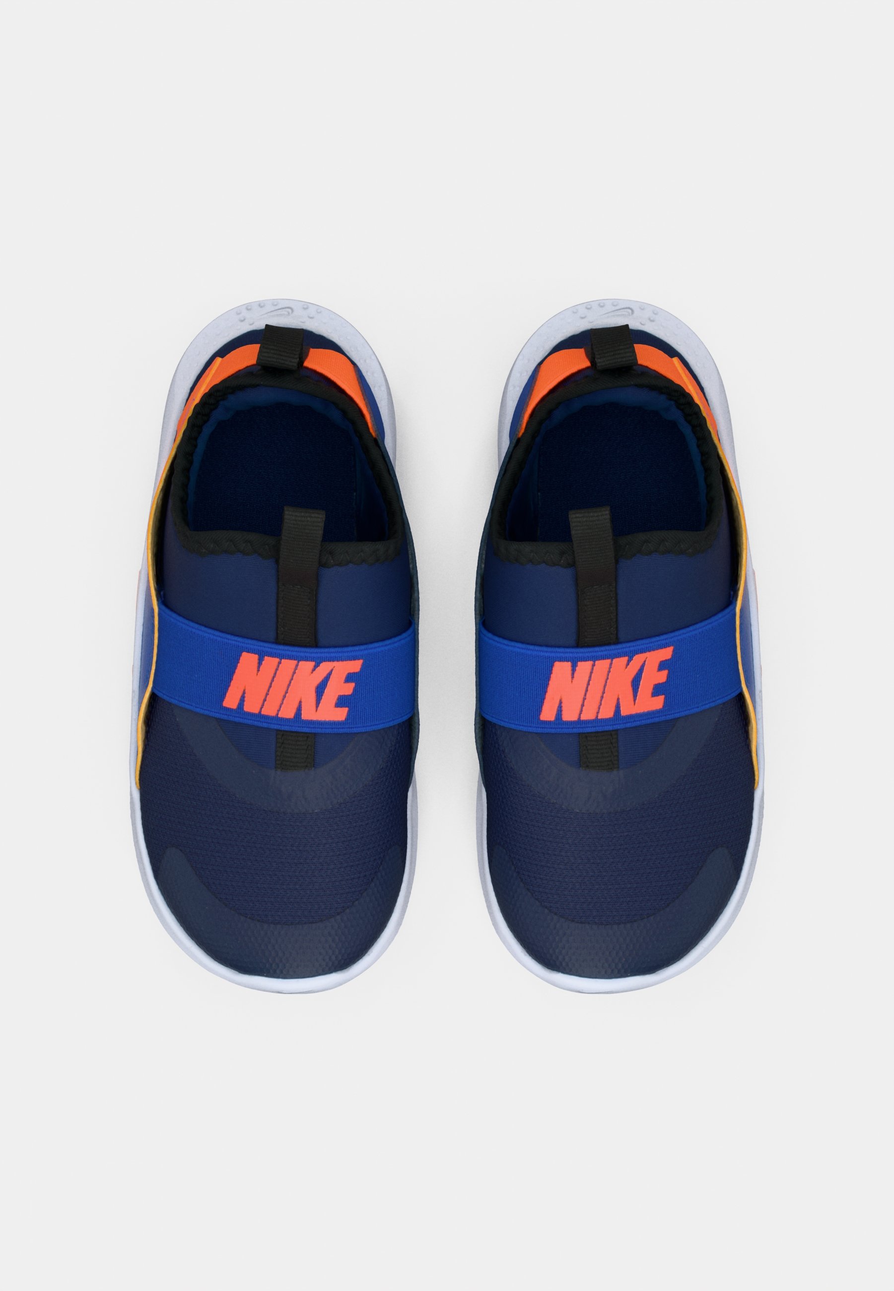nike strap runner sandals