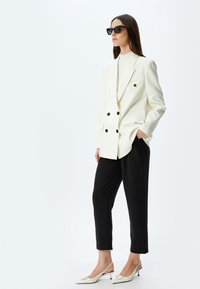 Koton CARROT - Pantalon classique - black