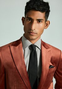 Next SLIM - Sako - rust brown