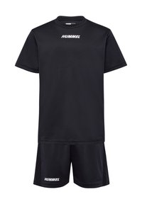 Svart idrottsdräkt bestående av en t-shirt med kort ärm och shorts, tillverkad av nätmaterial, med vit "HUMMEL"-logotyp framtill.