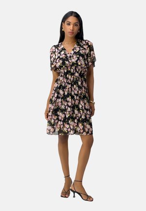 Elara SOMMER  - Vestido informal - rosa