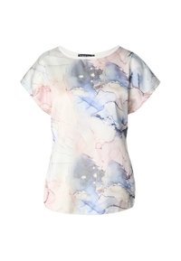 Top de manga corta con escote redondo que presenta un patrón acuarela en tonos pastel rosa y azul, con una textura de tejido suave y ligero.