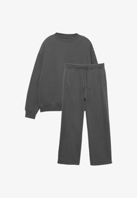 Unselected, dark grey