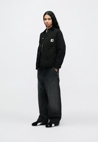 Carhartt WIP BRANDON DOUBLE KNEE PANT - Relaxed fit jeans - black  grind washed