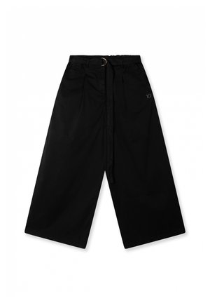 Schwarze weit geschnittene Hose mit einem Gürtel mit runder Schnalle und einem dezenten Logodesign an der Vorderseite. Glattes Material mit einem lockeren Schnitt.