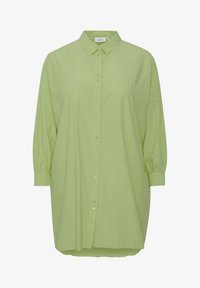 Vybrané, forest shade