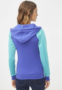 Outfitters Nation Sudadera con cremallera - azul