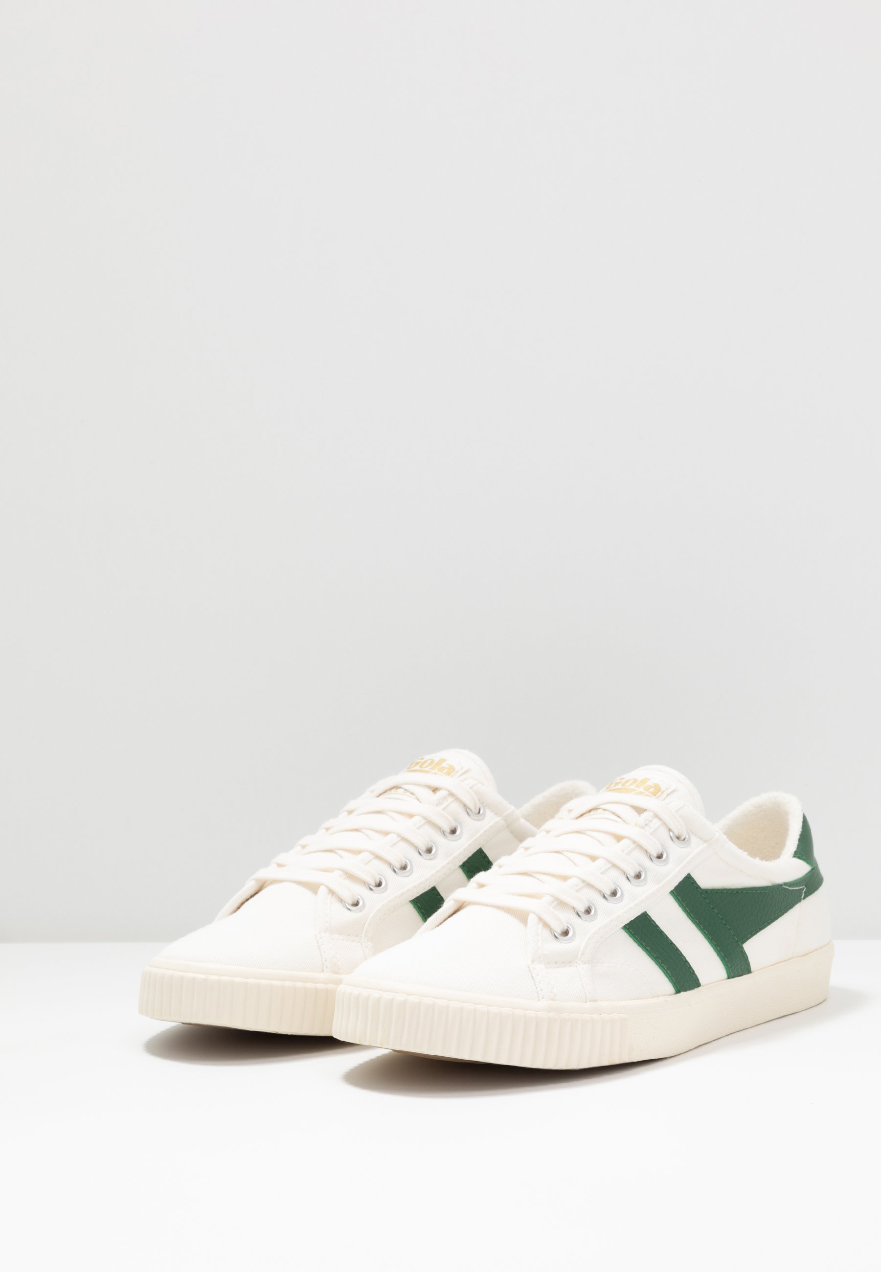 Gola TENNIS MARK COX VEGAN Joggesko offwhitedark green Gola GRAND SLAM Joggesko off whitered Zalando.no