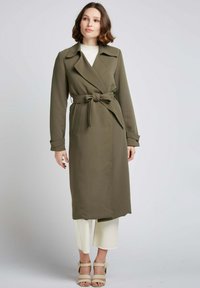 Non sélectionné, kaki