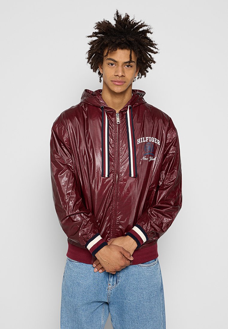 Tommy Hilfiger Lichte jas donkerrood