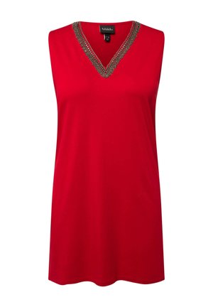 Rode mouwloze top met een V-halslijn, versierd met decoratieve metalen accenten langs de halslijn. Gemaakt van zachte, lichte stof.
