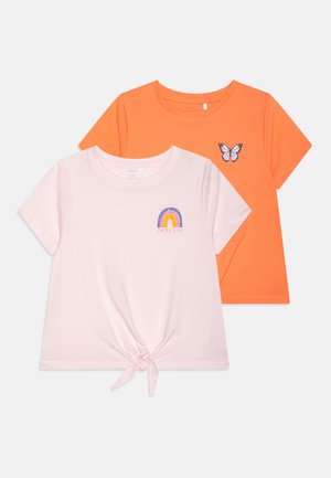 NKFKIKATIE SHORT 2 PACK - Print T-shirt - festival bloom/coral quartz