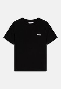 Melnas īsām piedurknēm T-krekls, kas izgatavots no kokvilnas, ar mazu baltu "BOSS" logotipu kreisajā krūšu zonā. Vienkāršs, apaļš kakla izgriezums.