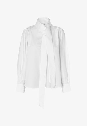 Vit långärmad blus med puffade axlar, breda manschetter, hög krage och lång knytbanddetalj vid kragen.