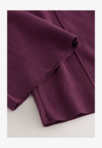 Non sélectionné, plum purple