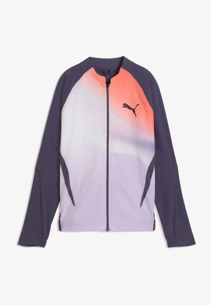 Chaqueta deportiva con cremallera y mangas largas con mangas oscuras y cuerpo en degradado en blanco, morado y naranja, con un logo negro de Puma en el pecho.