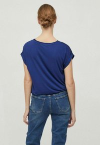 VILA VIELLETTE S/S  NOOS - Základné tričko - blue depths