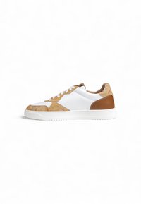Alviero Martini Sneakers basse - white