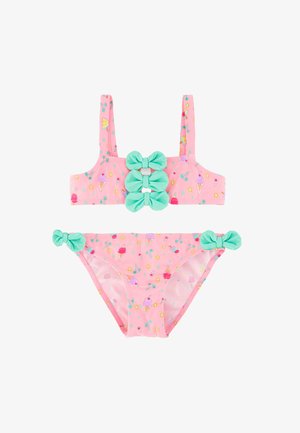 Bañador de dos piezas rosa con patrones de helados y soles, decorado con tres lazos verdes en la parte superior y dos lazos en los lados inferiores.