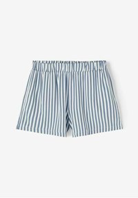 Randiga shorts i ljusblått och vitt med elastiskt midjeband. Mjuk tyg, lös passform och en avslappnad design lämplig för sommaren.