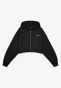 Sudadera corta negra de mezcla de algodón, con cremallera delantera, dos bolsillos frontales y el logo "PEGADOR" en blanco en el lado izquierdo del pecho.