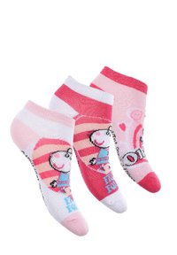 Tre paia di calzini alla caviglia con un mix di colori rosa e bianchi, con motivi a righe e design di personaggi giocosi.