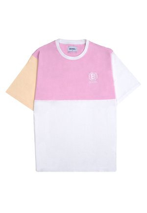 PATCH TEE - Camiseta estampada - pink