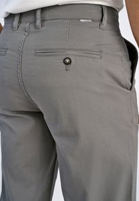 Lindbergh Trousers - dk deep grey