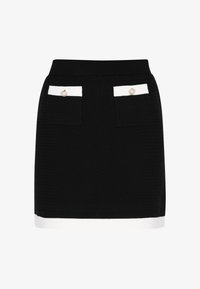 Nevybráno, black white