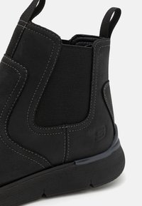Skechers AUGUSTINO - Stivaletti - noir