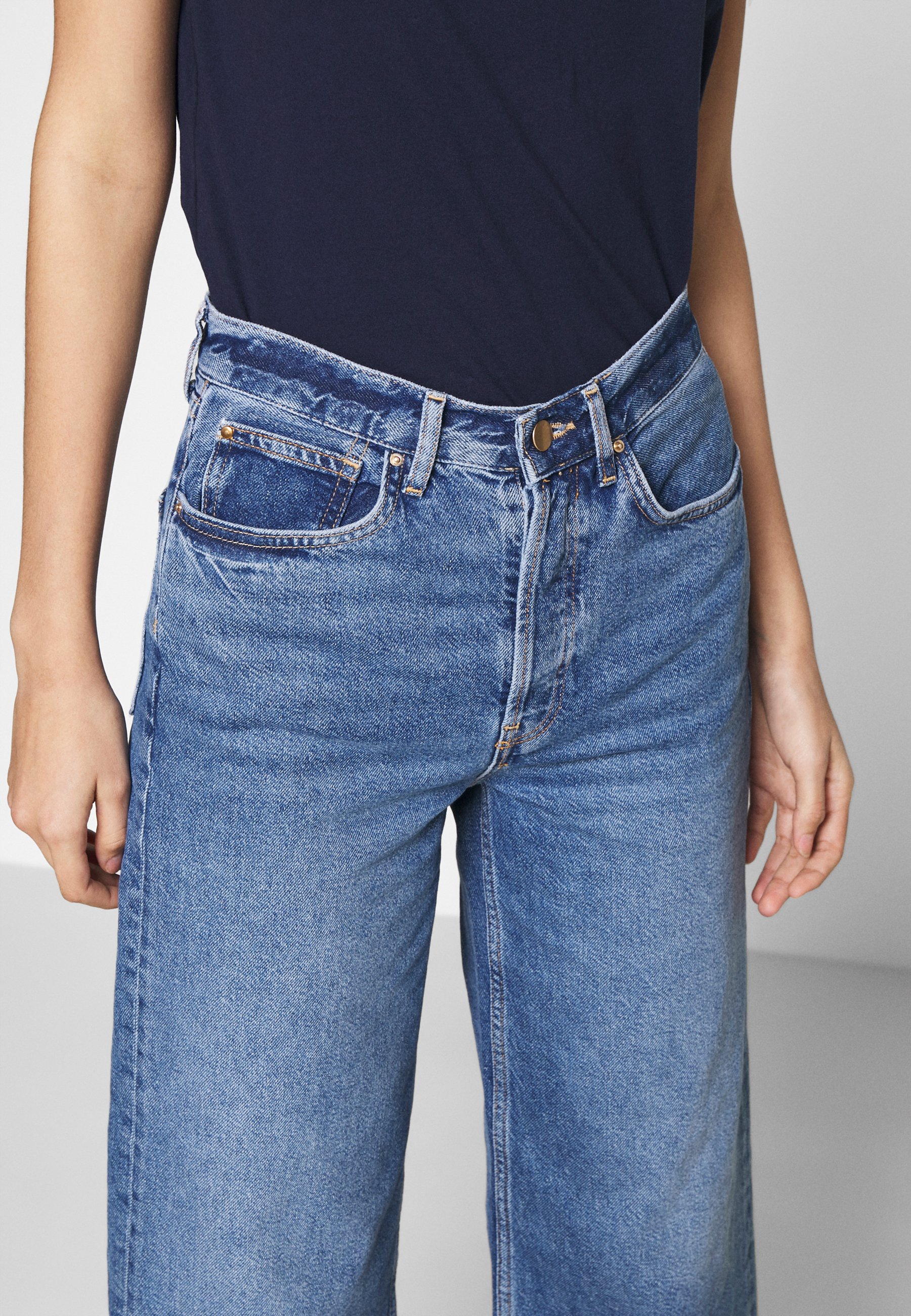 cropped jean