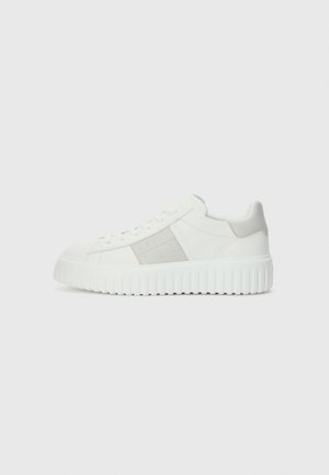 HOGAN Trainers - white