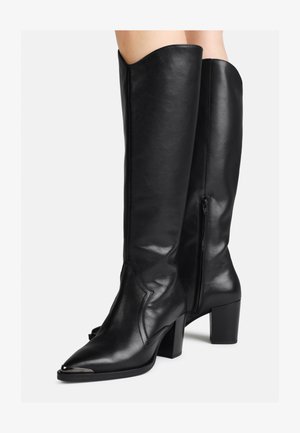 Black leather knee-high boots with a pointed toe, block heel, and side zipper. Features a smooth texture and subtle seam detailing.