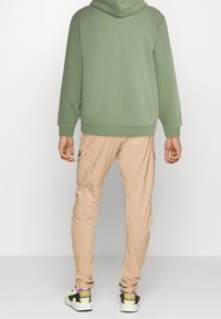 Only & Sons Felpa con cappuccio - dark green