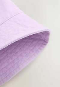 Unausgewählt, lilac purple