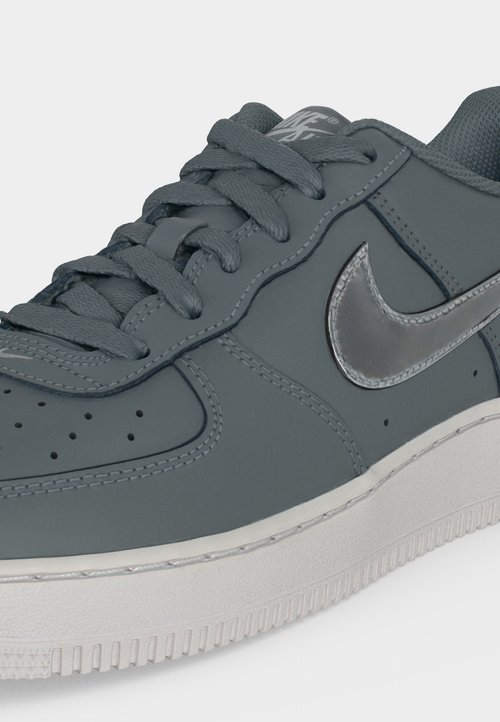 Nike AIR FORCE 1 UNISEX - Trainers - smoke grey/metallic silver-coloured/vast grey — foto 7