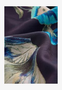 Unausgewählt, navy kew gardens