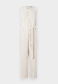 Combinaison en lin de couleur beige clair, sans manches, avec une fermeture par boutons à l'avant, une ceinture à la taille, et des jambes fuselées avec des poignets retroussés.